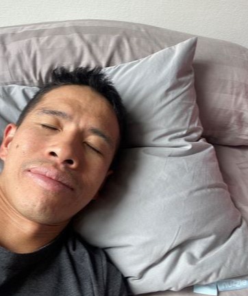 Nuzzle pillow, customer  James R.~ Florida, USA